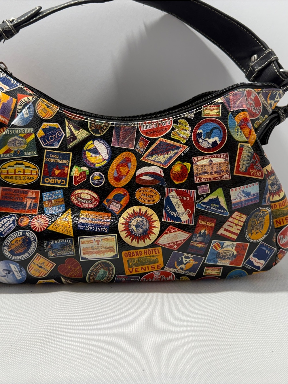 Sydney Love Multicolor Travel Sticker Print Shoulder Bag